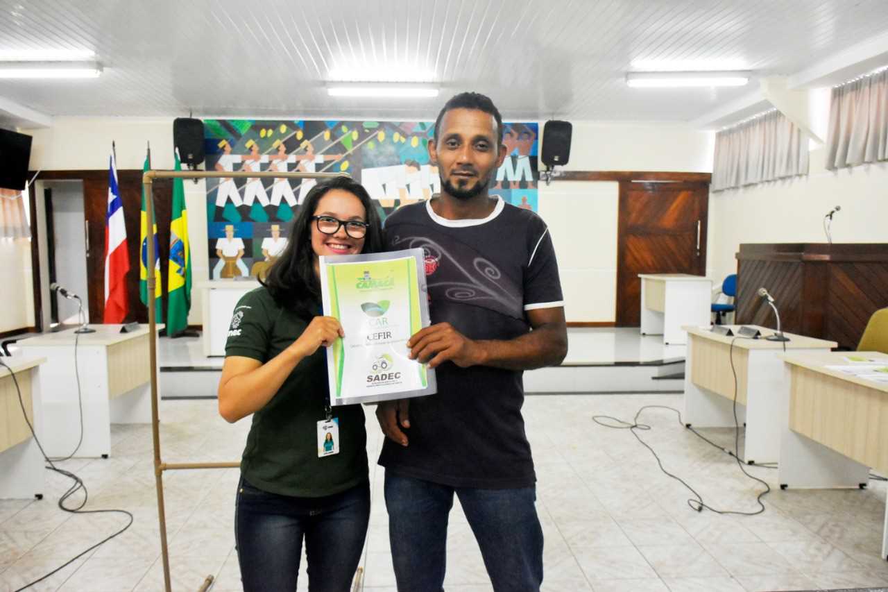 Camacã: Prefeitura entrega CEFIR de graça para Pequenos Produtores